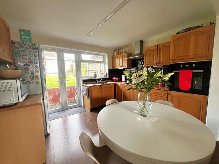 2 Bedroom Semi-Detached Bungalow For Sale In Firs Grove, Barnstaple, EX32