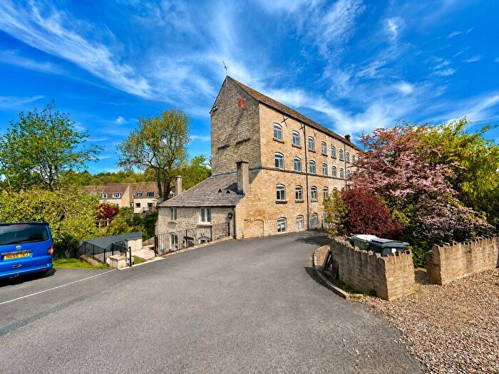 3 Bedroom Apartment For Sale In Mill Lane, Avening, Tetbury, Gloucestershire, GL8