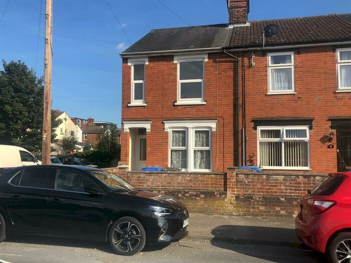 3 Bedroom End Of Terrace House To Rent In Gladstone Road, Ipswich, IP3