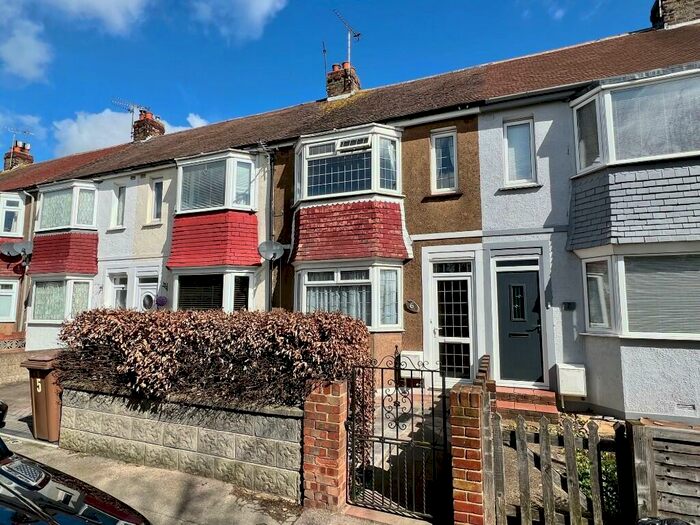 2 Bedroom Terraced House To Rent In The Chase, Gillingham, Kent, ME8