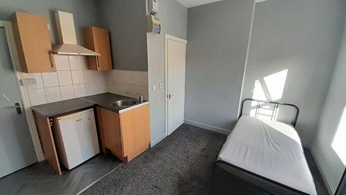 Studio To Rent In Doncaster, South Yorkshire, DN1