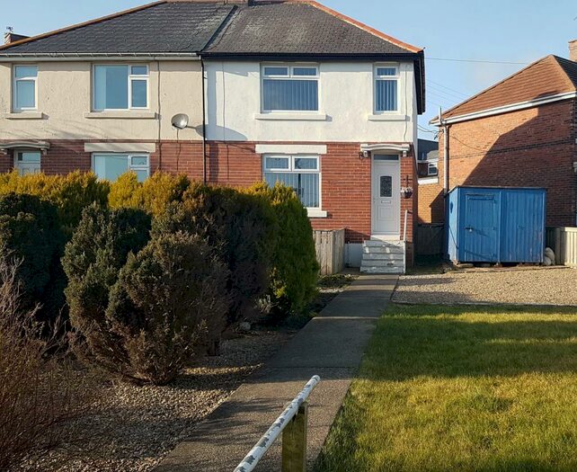 3 Bedroom Semi-Detached House To Rent In The Crescent, Chester Le Street, DH2