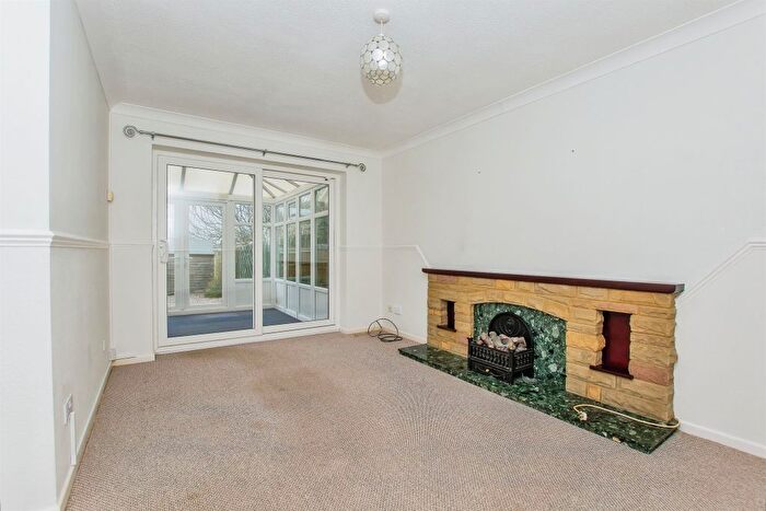 2 Bedroom Terraced Bungalow For Sale In Elm Road, Folksworth, Peterborough, PE7