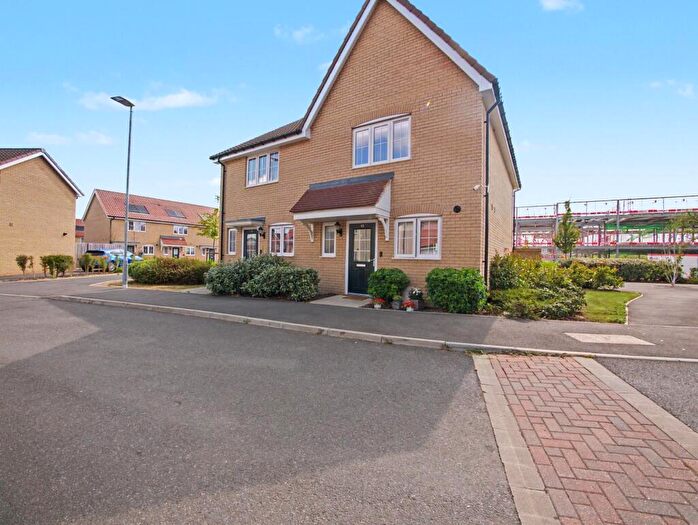 2 Bedroom Semi-Detached House For Sale In Chancellor Street, Rayleigh, SS6