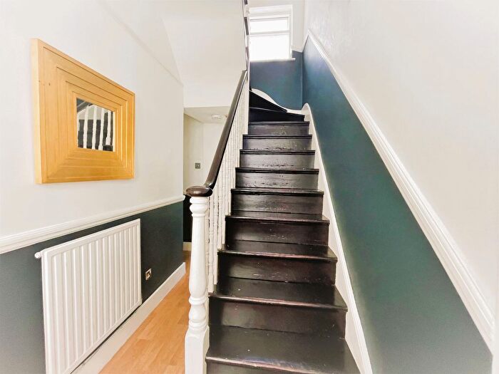 5 Bedroom Detached House To Rent In Copleston Road, London, SE15