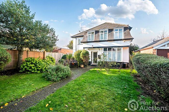 4 Bedroom Detached House For Sale In Park Road, Spalding, Lincolnshire, PE11