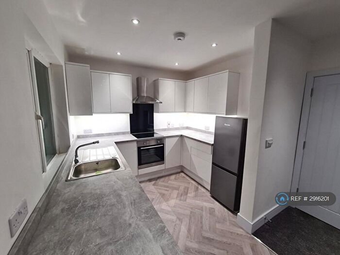3 Bedroom Maisonette To Rent In Blendon Road, Bexley, DA5