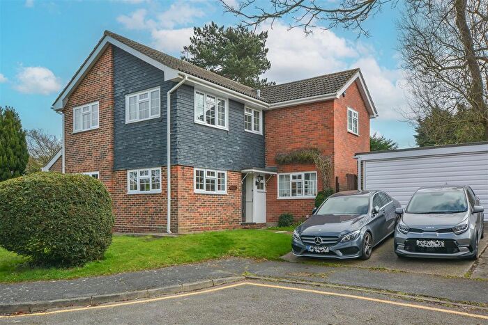 4 Bedroom Detached House For Sale In The Dell, Great Warley, Brentwood, CM13