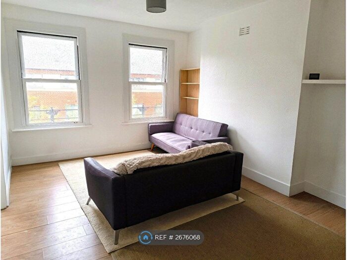 1 Bedroom Flat To Rent In Manor Gardens, London, N7