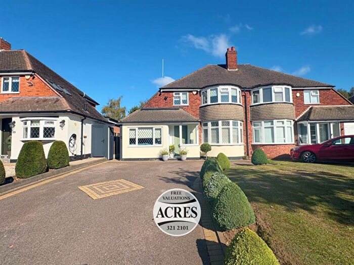 3 Bedroom Semi-Detached House For Sale In Stirling Road, Sutton Coldfield, B73