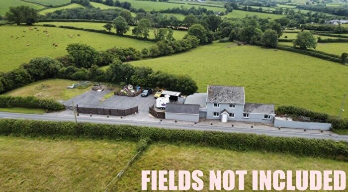 4 Bedroom Detached House For Sale In Pontantwn, Kidwelly, SA17