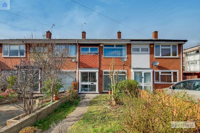 3 Bedroom Terraced House To Rent In Petworth Way, Hornchurch, RM12