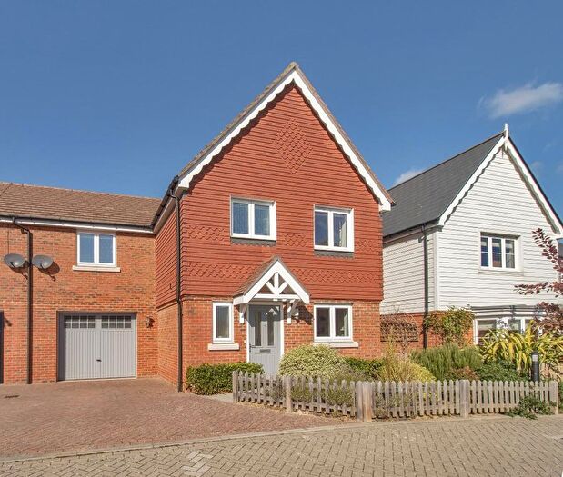 3 Bedroom Semi Detached House For Sale In Bramling Gardens, Sissinghurst, Kent, TN17