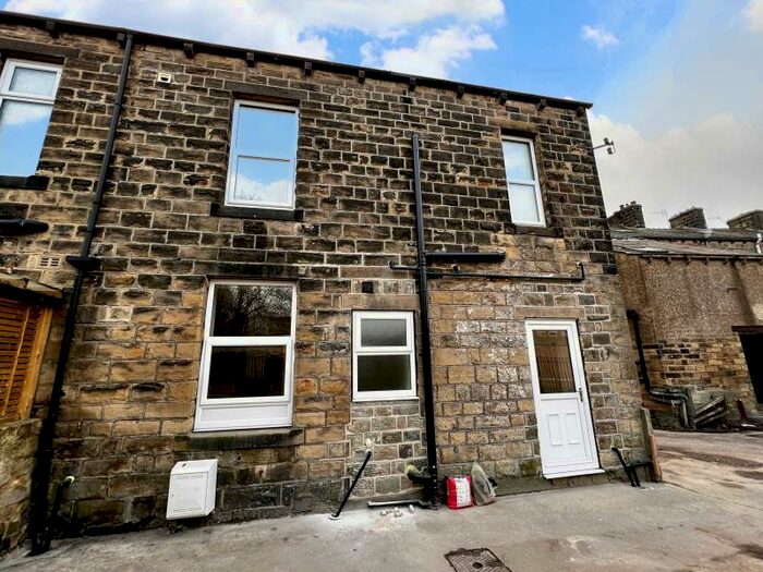 2 Bedroom Duplex To Rent In Aire View, Silsden, BD20