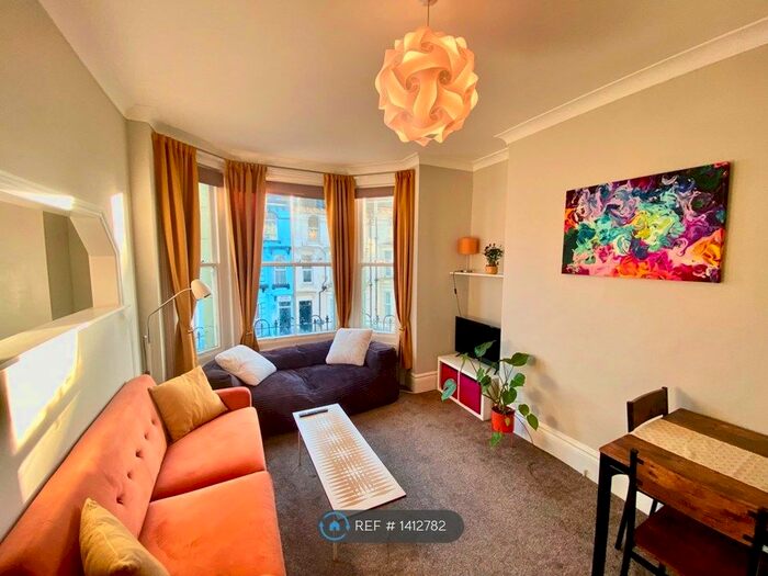 1 Bedroom Flat To Rent In Cambridge Gardens, Hastings, TN34