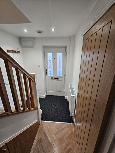 2 Bedroom End Of Terrace House To Rent In Worsdell Close, Coventry, CV1
