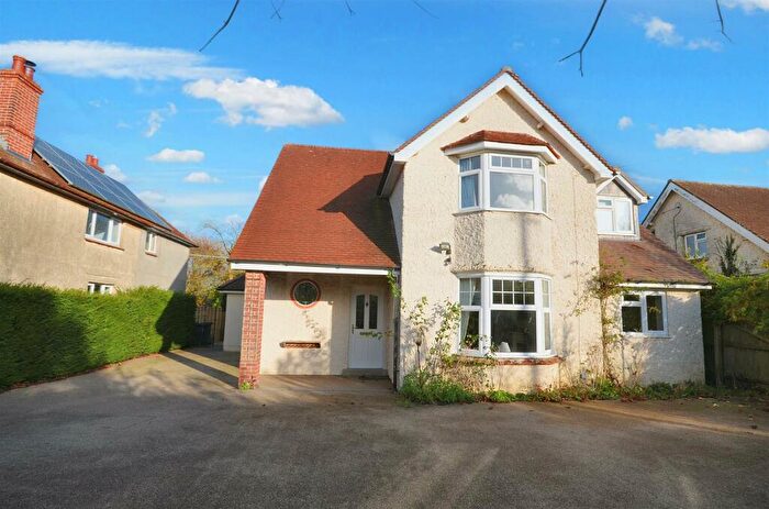 4 Bedroom Detached House For Sale In Sackmore Lane, Marnhull, Sturminster Newton, DT10