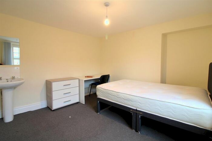 2 Bedroom Property To Rent In Sun Street, Lancaster, LA1