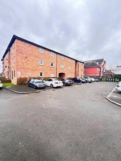 Property To Rent In Oakleigh Road North, London, N20