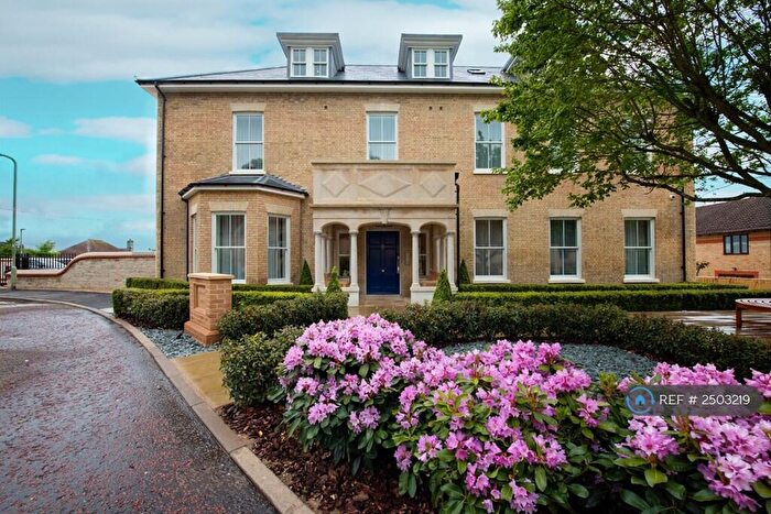 4 Bedroom Flat To Rent In Beechwood House, Headington, Oxford, OX3