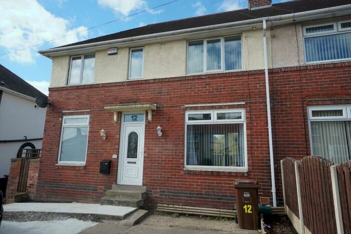 3 Bedroom House To Rent In Milnrow Road, Sheffield, S5