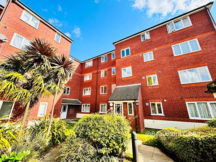 1 Bedroom Flat To Rent In Bywater House, Harlinger Street, Woolwich, London, SE18