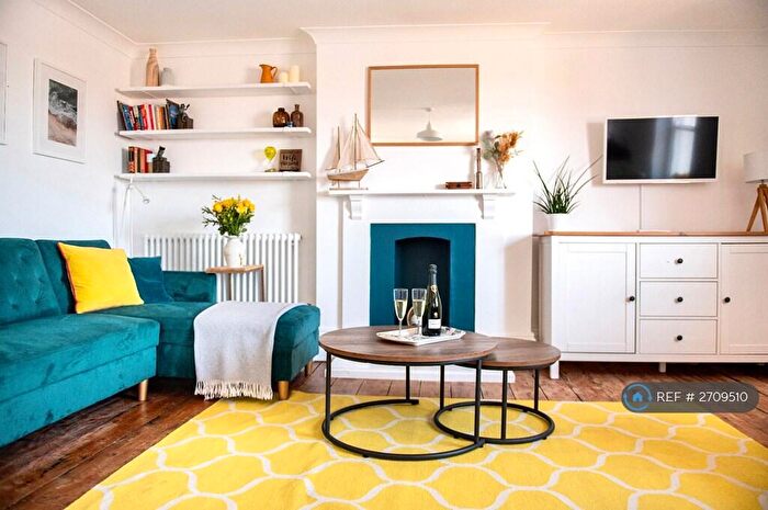 3 Bedroom Flat To Rent In Chandos Square, Broadstairs, CT10