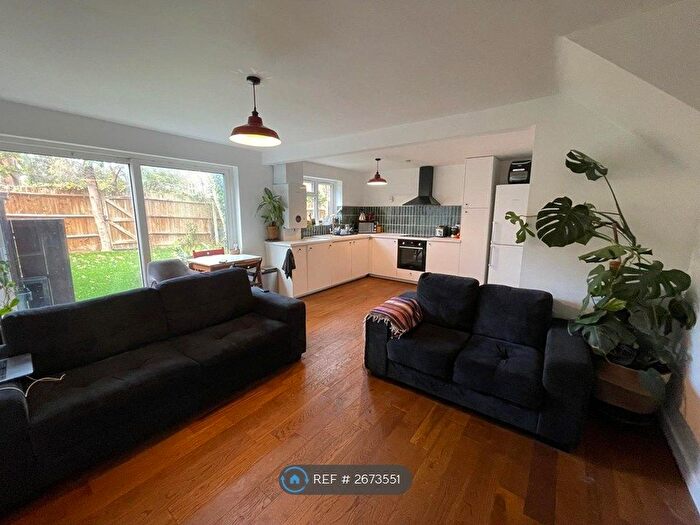 4 Bedroom Terraced House To Rent In Holland Drive, London, SE23