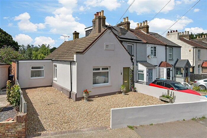 3 Bedroom Bungalow For Sale In Northwood Road, Broadstairs, Kent, CT10