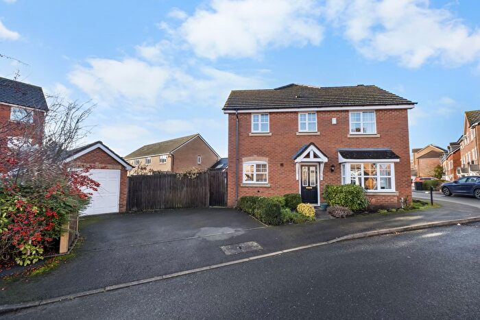 3 Bedroom Semi-Detached House For Sale In Steel Close, Bromsgrove, B60