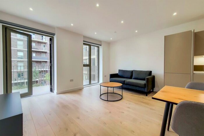 1 Bedroom Apartment To Rent In Atlantis Avenue, London, E16