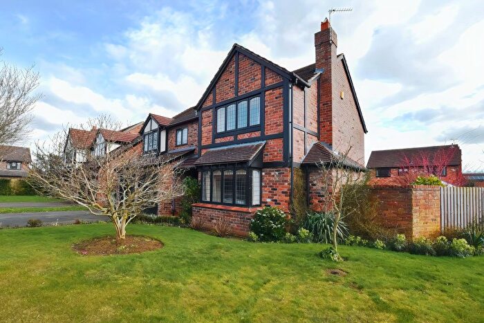 4 Bedroom Detached House For Sale In Sambrook Crescent, Market Drayton, TF9