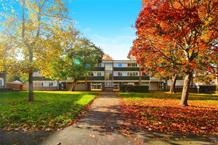 1 Bedroom Flat For Sale In Livingstone Walk, Hemel Hempstead, Hertfordshire, HP2