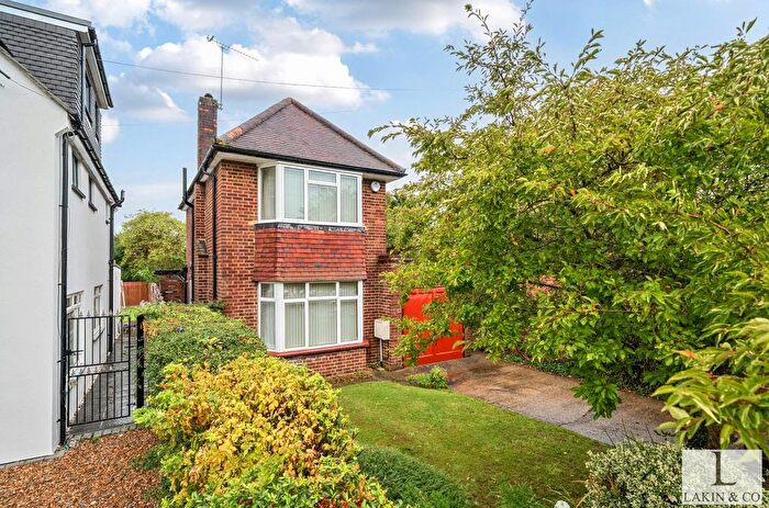 4 Bedroom Detached House For Sale In Hoylake Crescent, Ickenham, UB10