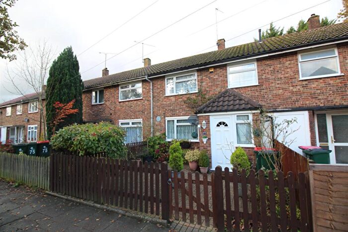 3 Bedroom House To Rent In Denchers Plat, Crawley, West Sussex., RH11