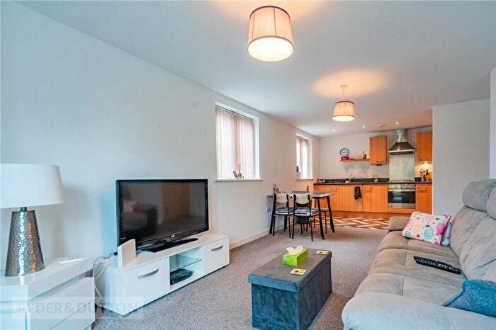 2 Bedroom Apartment For Sale In Caygill Terrace, Halifax, West Yorkshire, HX1