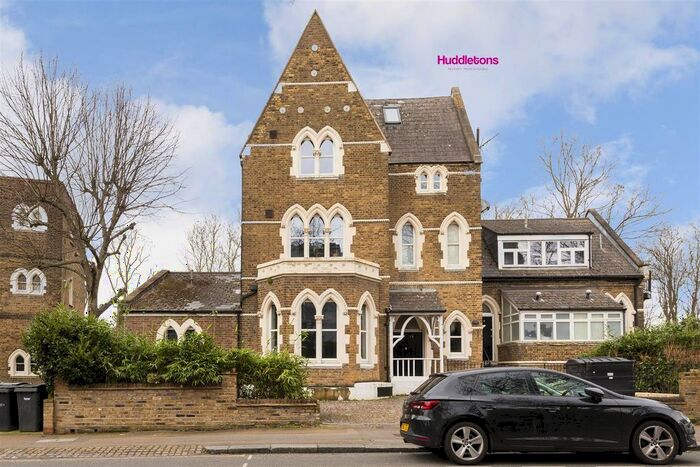 1 Bedroom Flat To Rent In Crescent Road, London, N8