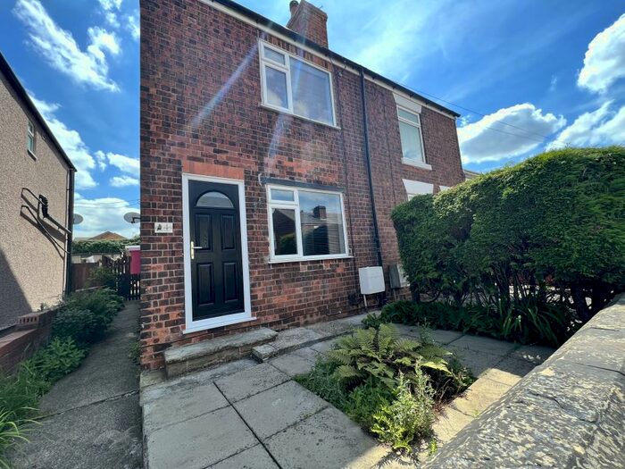 2 Bedroom House To Rent In Queen Street, Brimington, Chesterfield, S43