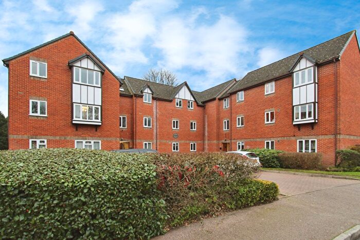 2 Bedroom Flat To Rent In Rembrandt Way, Reading, Reading, RG1