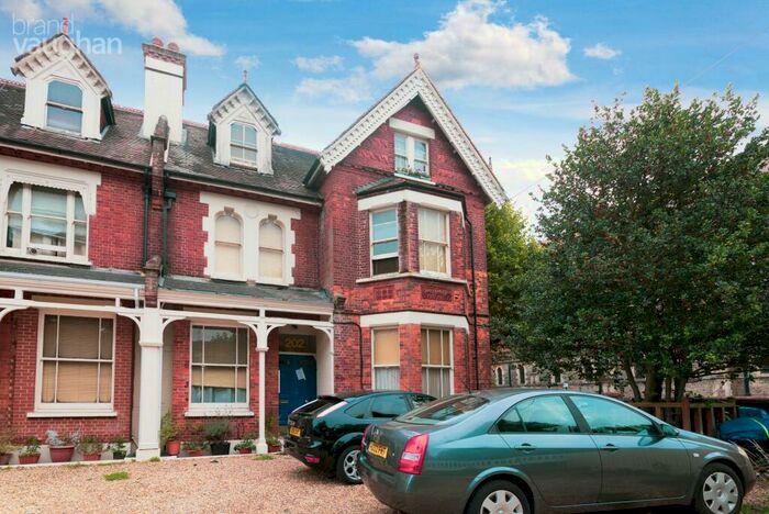 Flat To Rent In Preston Road, Brighton, East Sussex, BN1