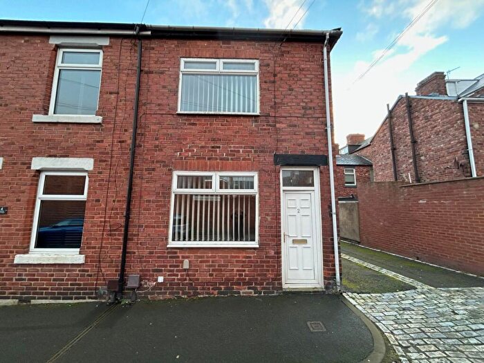 2 Bedroom End Of Terrace House For Sale In James Street, Bishop Auckland, DL14