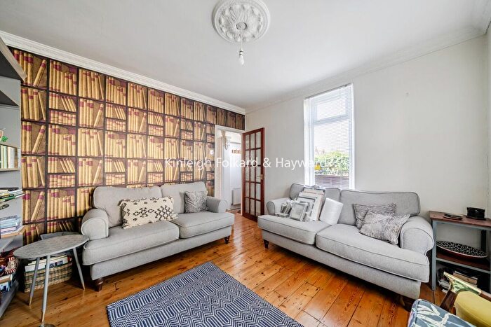 2 Bedroom Detached House To Rent In Homesdale Road, Bromley, BR1