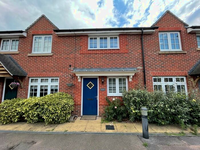2 Bedroom Terraced House To Rent In Abbess Court, Loughton, Essex, IG10