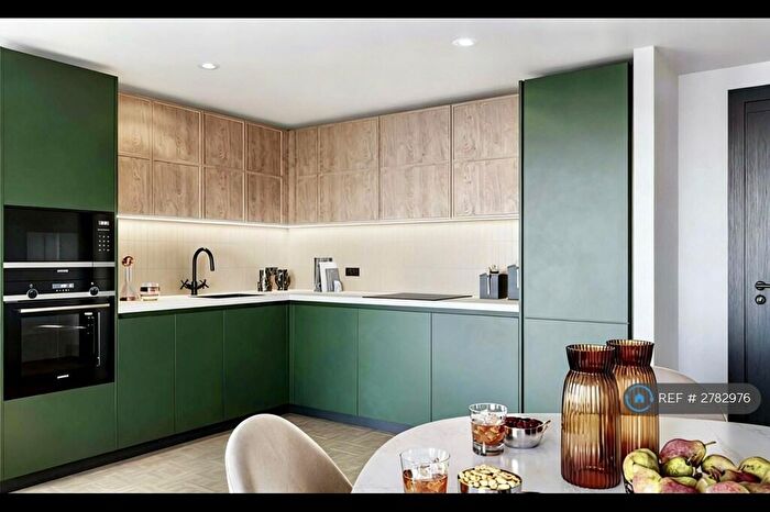 2 Bedroom Flat To Rent In One Clapham Junction, London, SW11