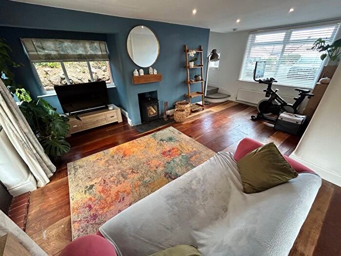 2 Bedroom Cottage For Sale In High Lane, Rhos On Sea, Colwyn Bay, LL28