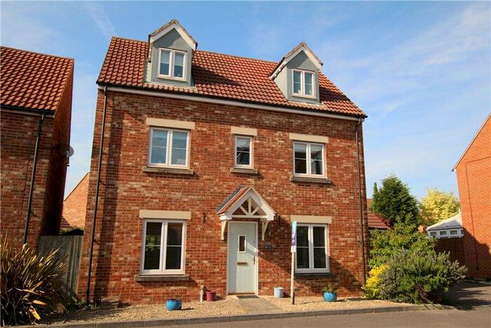 4 Bedroom Detached House To Rent In Teal Way - Portishead, BS20