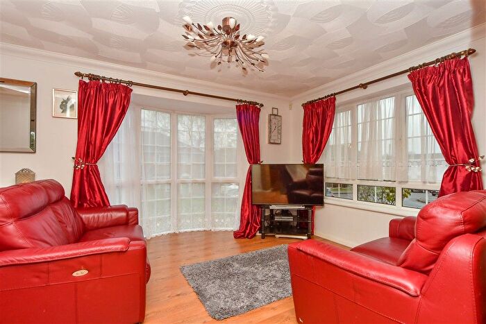 3 Bedroom End Terrace House For Sale In Hasted Road, Newington, Sittingbourne, Kent, ME9