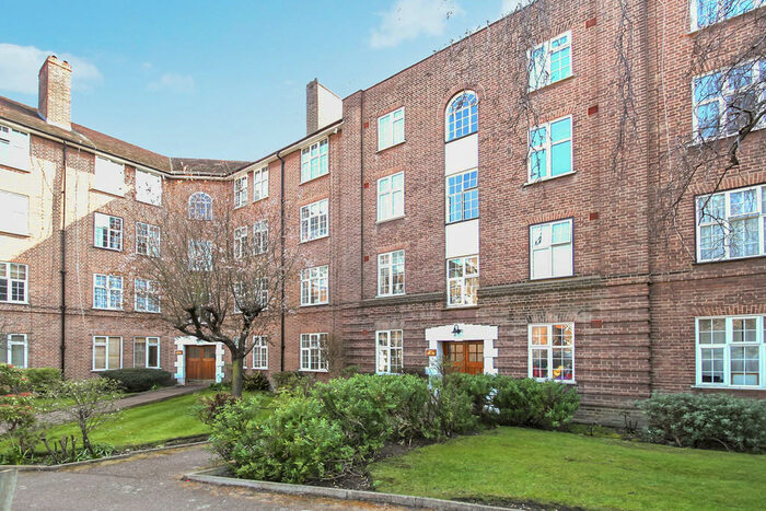 1 Bedroom Apartment To Rent In London Road, Kingston Upon Thames, KT2