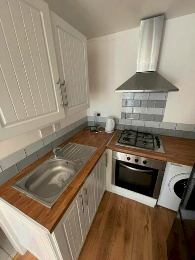 2 Bedroom Flat To Rent In Whitehall Terrace, Sunderland, SR4