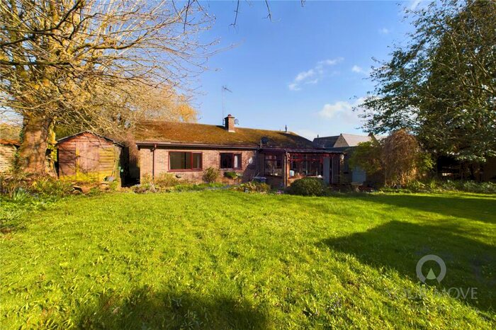 3 Bedroom Bungalow For Sale In Kettering Road, Pytchley, Kettering, NN14